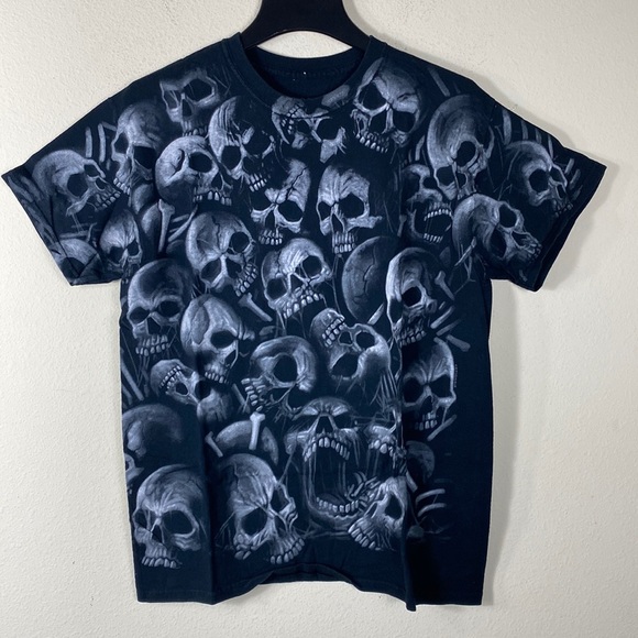 Other - Vintage Skulls cotton T Shirt